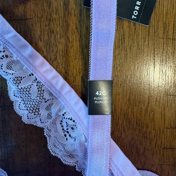 Torrid Purple Underwire Bra with Lace Trim - Picture 2 of 2